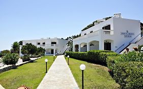 Tony'S Beach Hotel